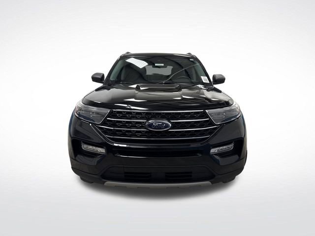 Used 2023 Ford Explorer XLT image 12