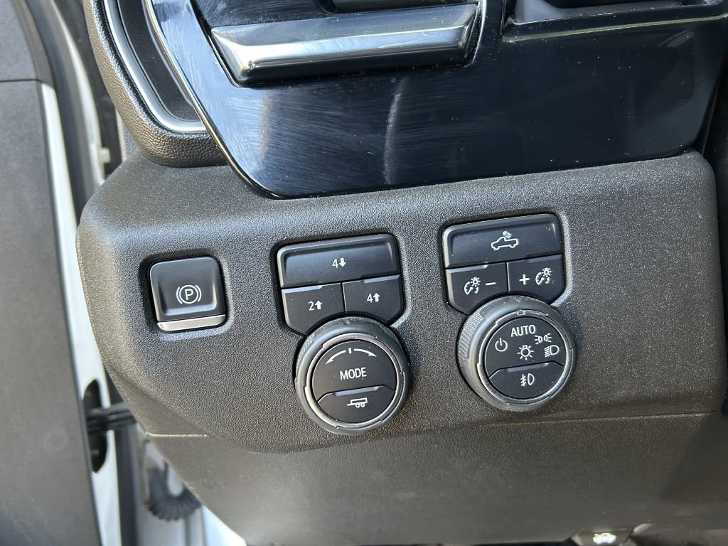 Used 2024 Chevrolet Silverado 2500 LT image 5