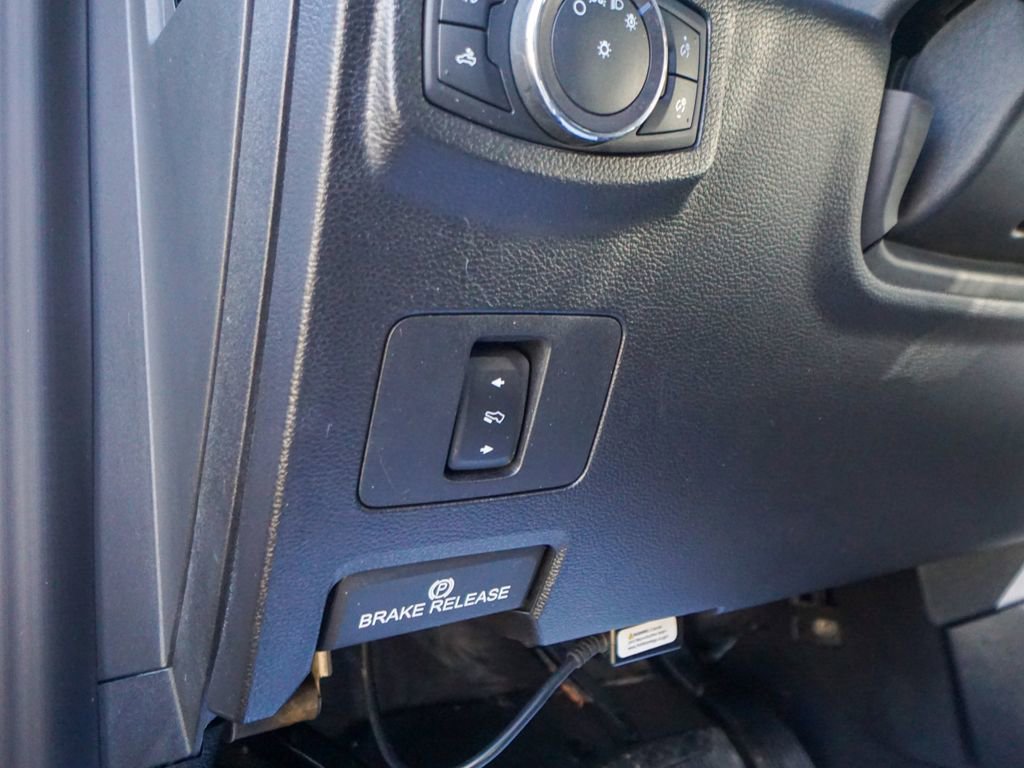 Used 2020 Ford F250 Lariat w/ Chrome Package image 23