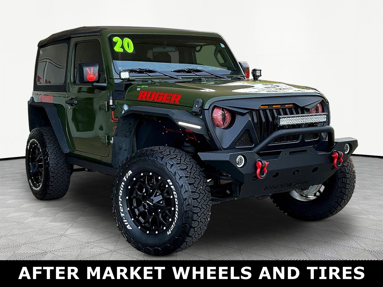 Used 2020 Jeep Wrangler Sport AWD/4WD image 3