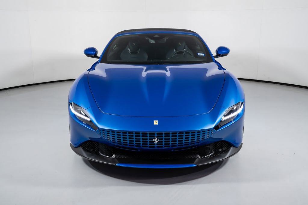 Used 2025 Ferrari Roma Spider RWD image 8