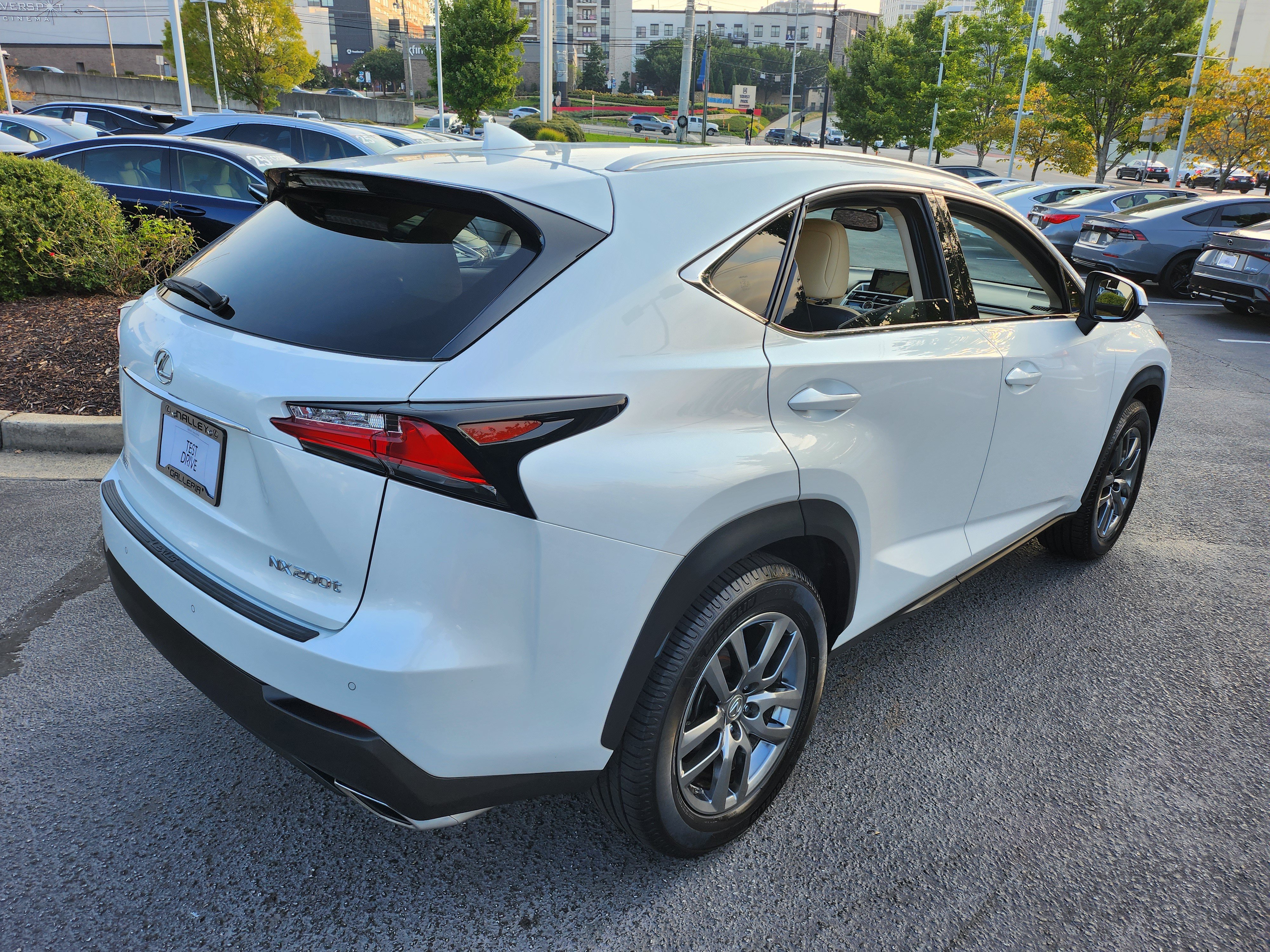 Used 2016 Lexus NX 200t FWD w/ Luxury Package image 5