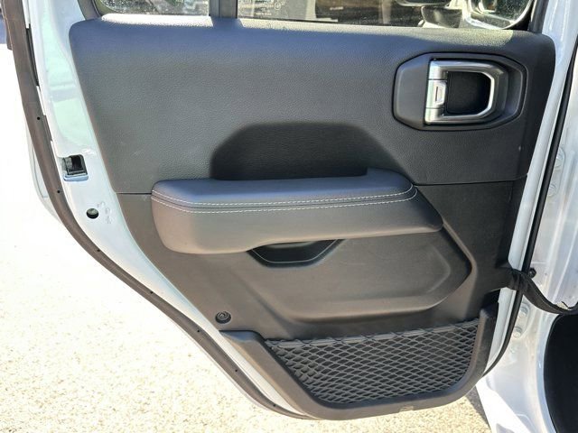 Certified 2023 Jeep Gladiator Overland image 23