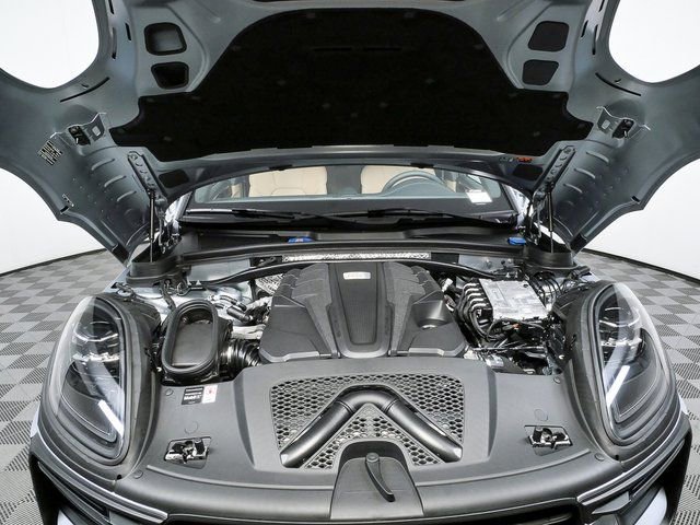 New 2026 Porsche Macan S image 13