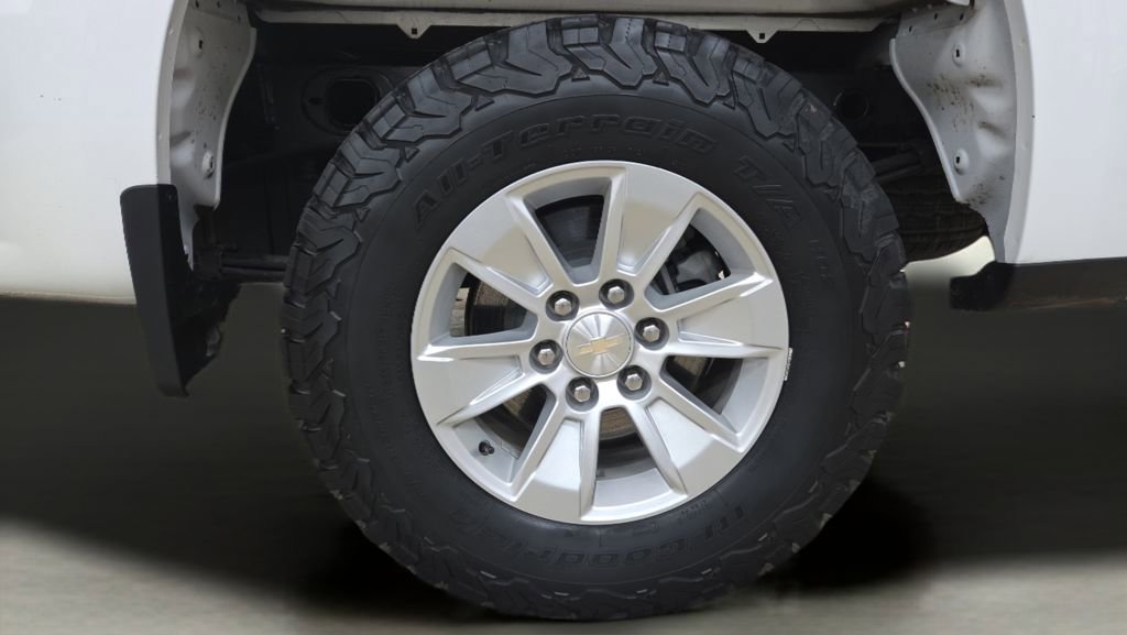 Used 2023 Chevrolet Silverado 1500 W/T w/ WT Value Package AWD/4WD image 29