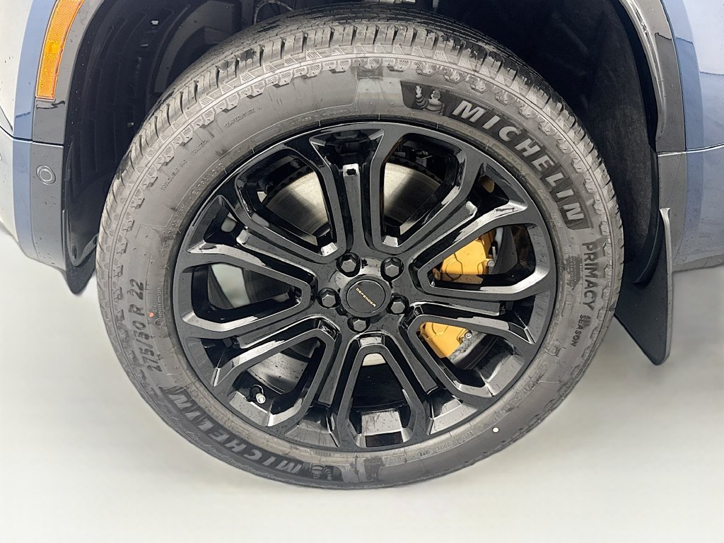 New 2026 Land Rover Defender 110 OCTA AWD/4WD image 33