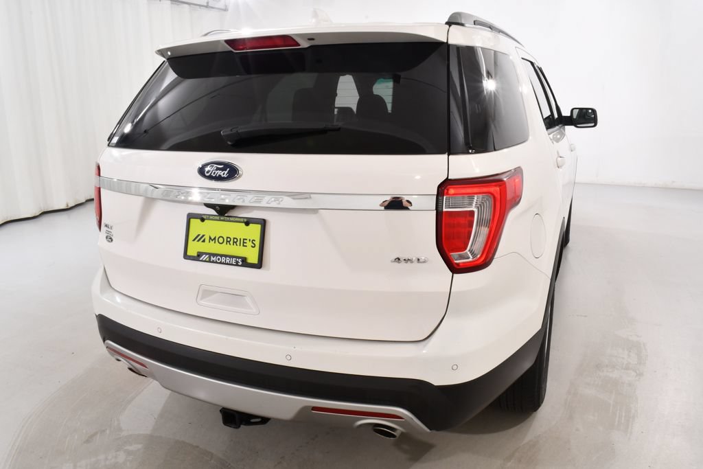 Used 2017 Ford Explorer XLT AWD/4WD image 12