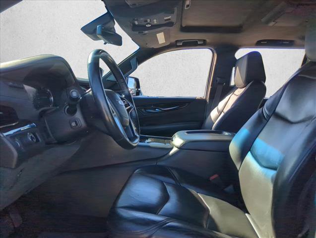 Used 2018 Cadillac Escalade Platinum image 13