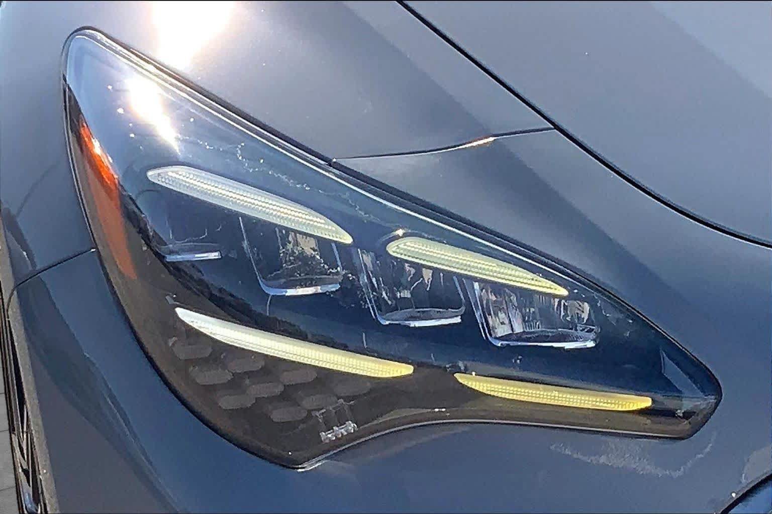 Used 2022 Kia Stinger GT1 w/ Red Interior Color Package RWD image 28