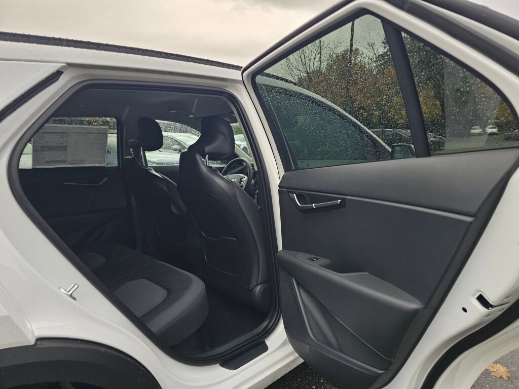 New 2026 Kia Niro LX FWD image 27