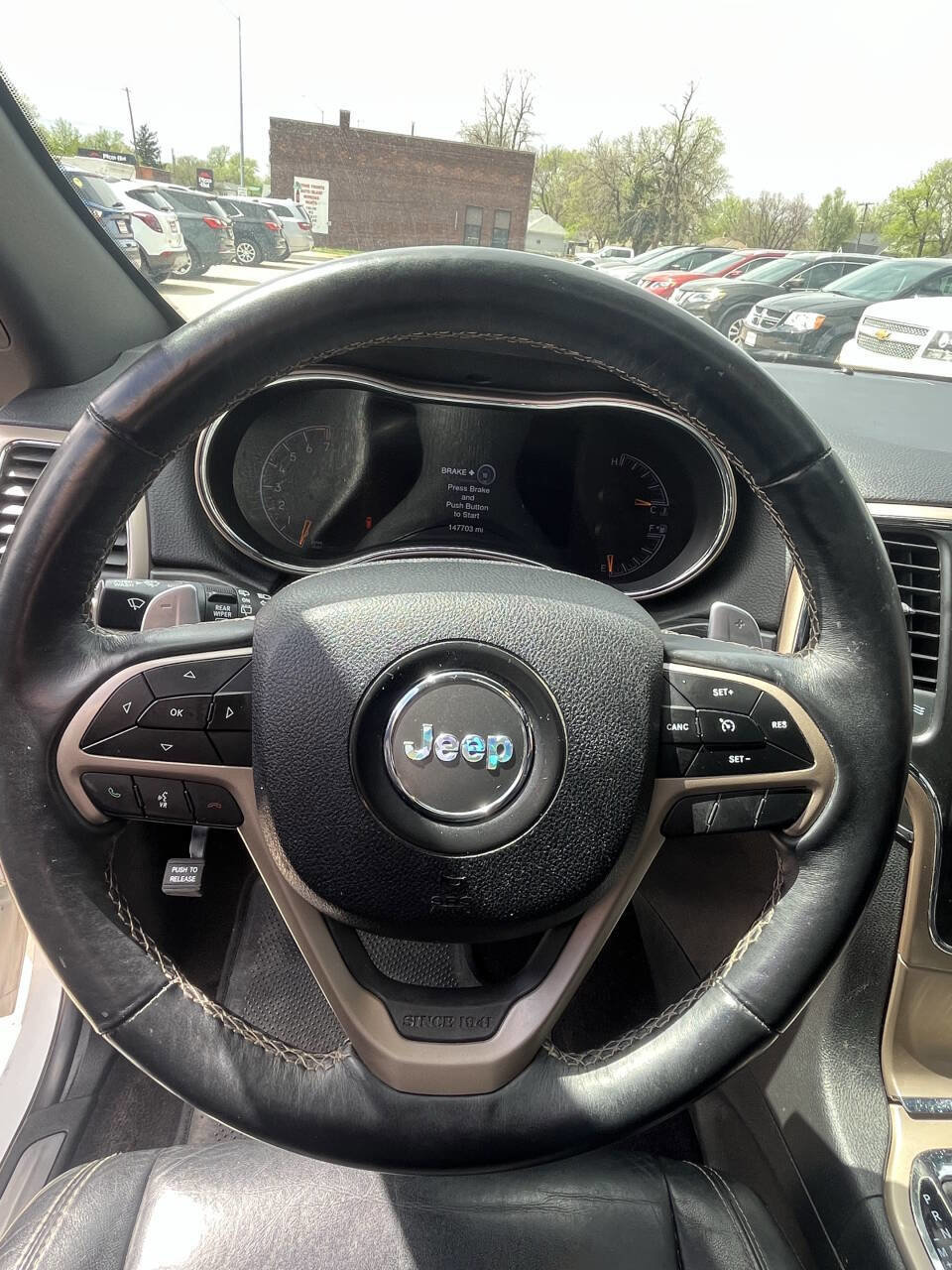 Used 2017 Jeep Grand Cherokee Limited image 14