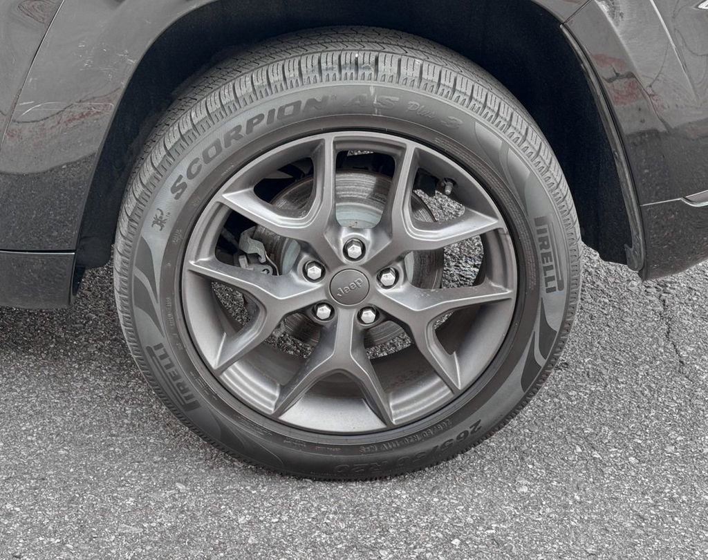 Used 2019 Jeep Grand Cherokee Limited X image 10