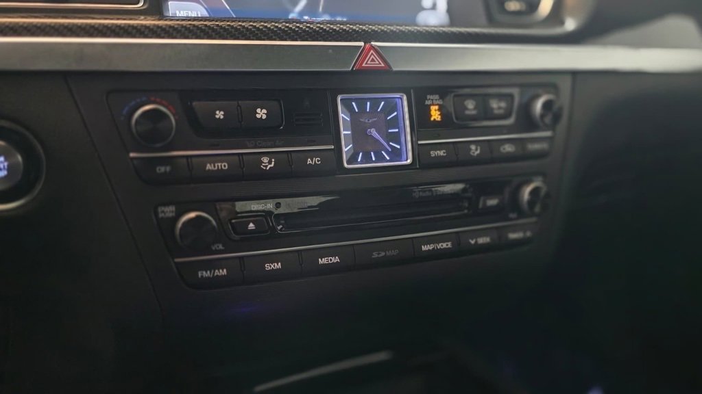 Used 2019 Genesis G80 3.3T Sport image 21