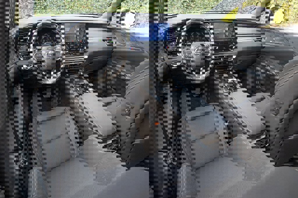 New 2026 Lexus RX 450h Luxury image 14