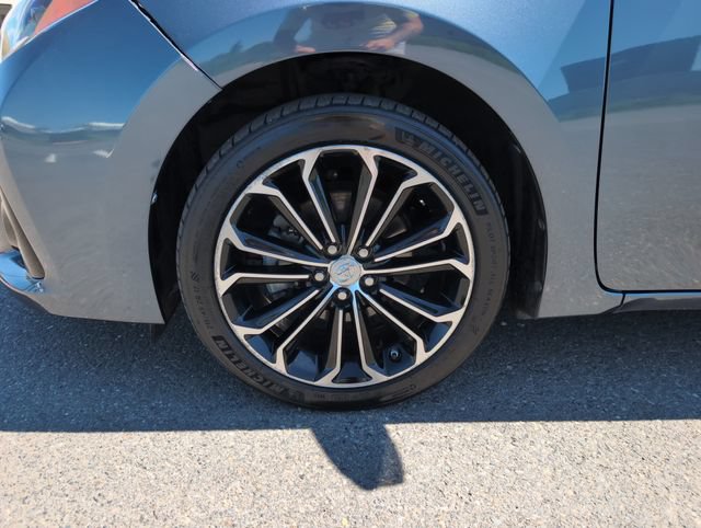 Used 2015 Toyota Corolla S FWD image 30