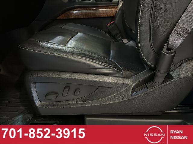 Used 2016 Chevrolet Suburban LTZ AWD/4WD image 31