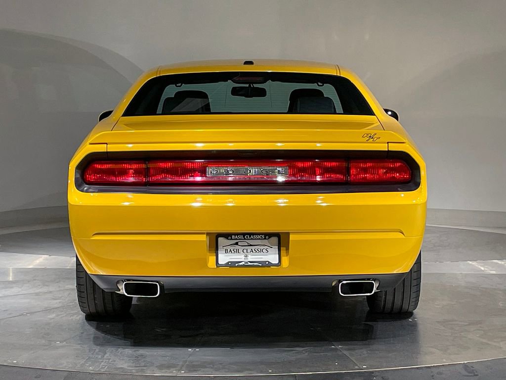 Used 2012 Dodge Challenger R/T RWD image 28