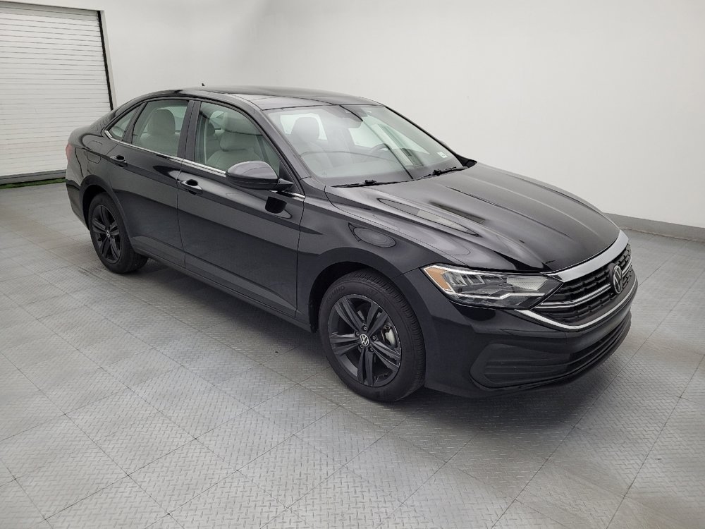 Used 2024 Volkswagen Jetta SE FWD image 11