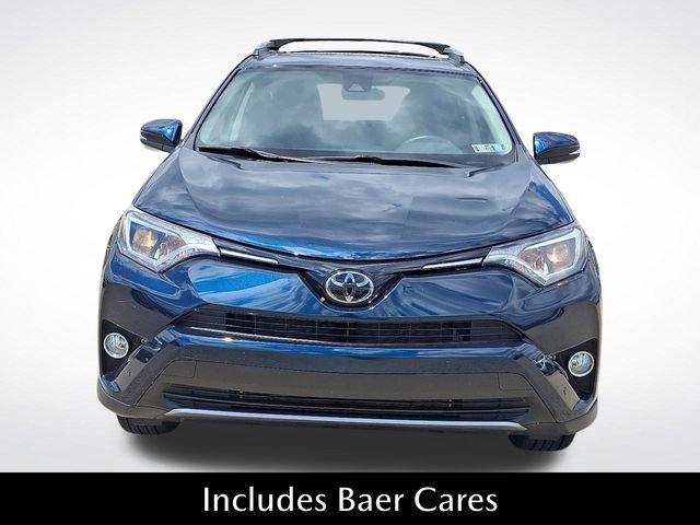 Used 2017 Toyota RAV4 XLE AWD/4WD image 2