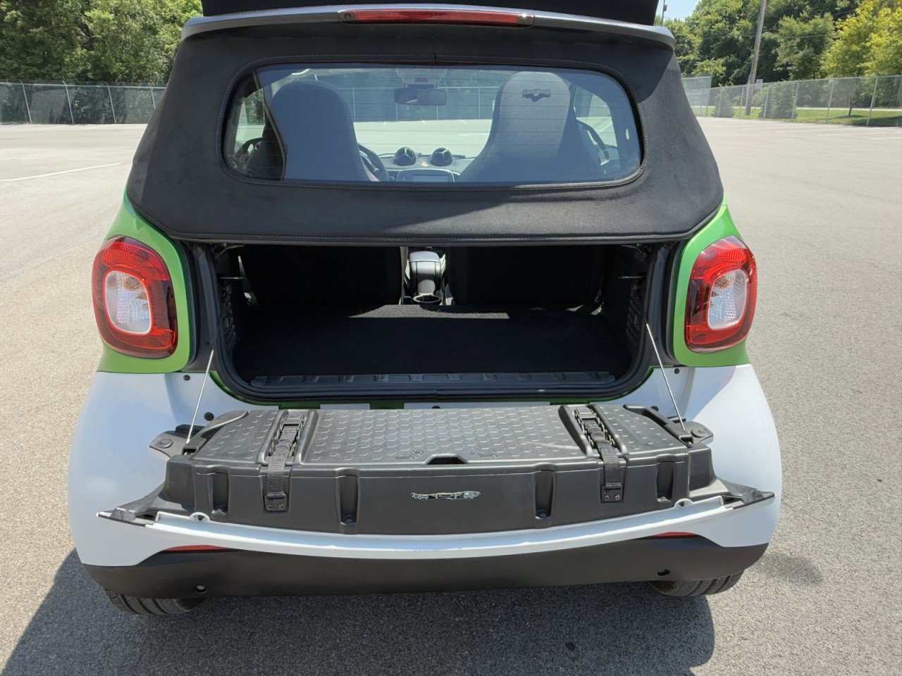 Used 2017 smart fortwo electric drive image 8