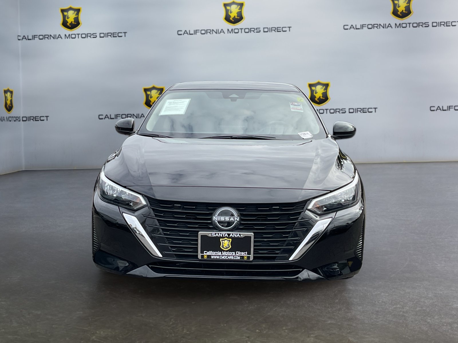 Used 2025 Nissan Sentra SV FWD image 2
