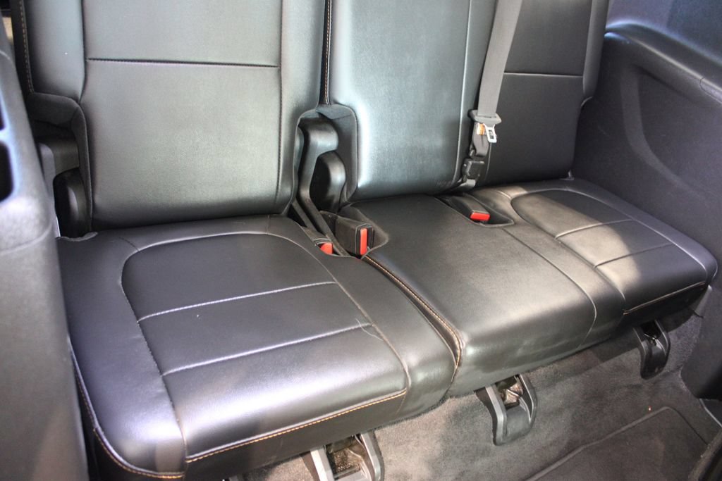Used 2019 Chevrolet Traverse LT w/ LPO, Cargo Package AWD/4WD image 27