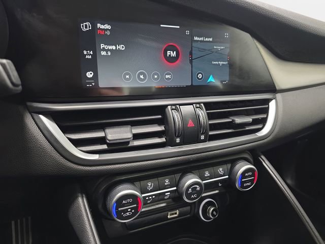 Used 2024 Alfa Romeo Giulia Veloce image 19