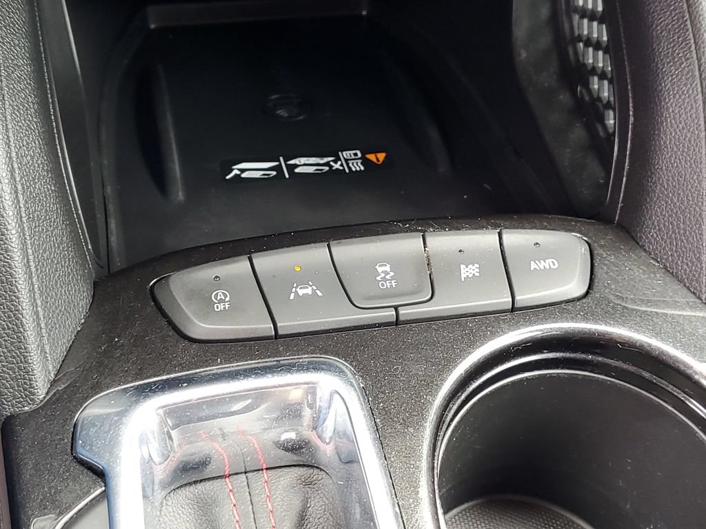 Used 2021 Chevrolet TrailBlazer RS w/ Technology Package AWD/4WD image 18