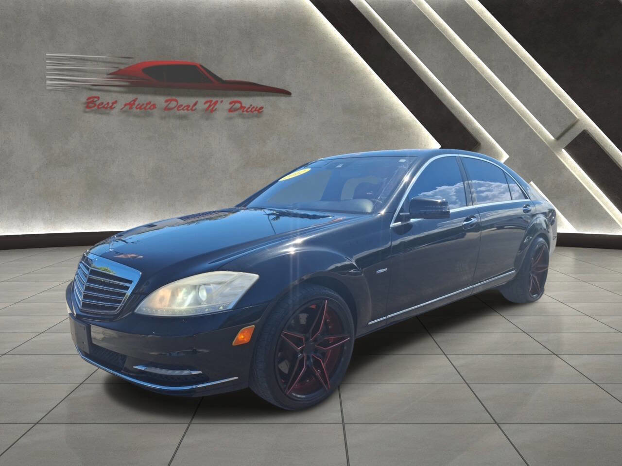 Used 2012 Mercedes-Benz S 550 image 1