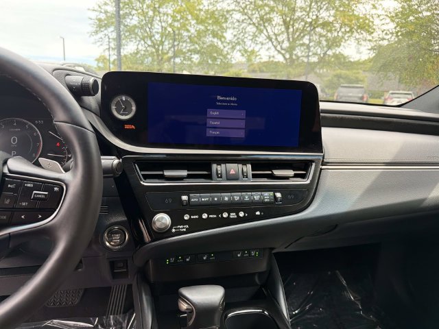 Certified 2024 Lexus ES 350 w/ Premium Package FWD image 23