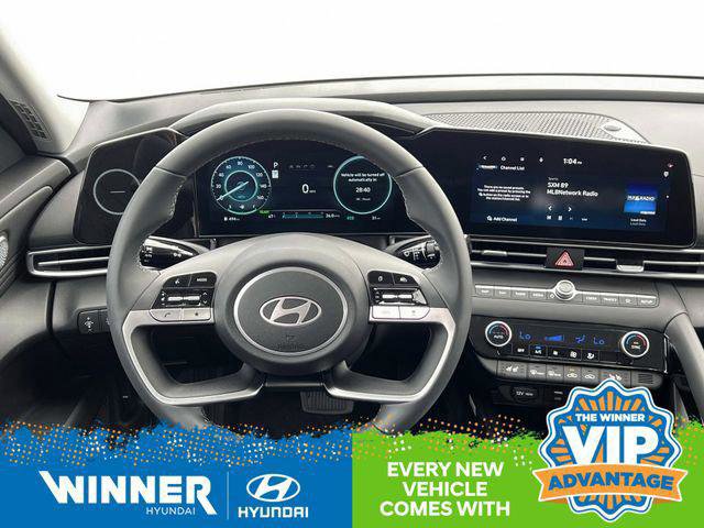 New 2025 Hyundai Elantra Limited image 18