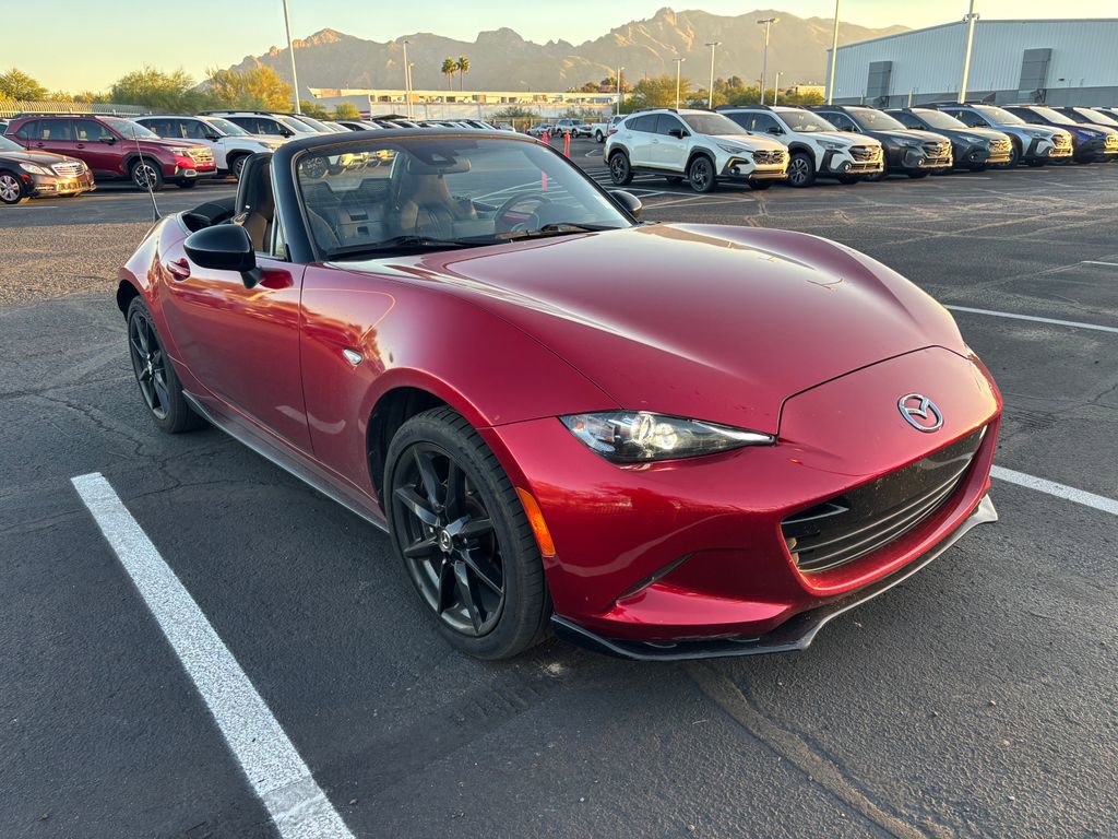 Used 2021 MAZDA MX-5 Miata Club w/ Appearance Package