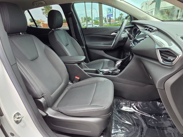 Used 2022 Buick Encore GX Select w/ Sport Touring Package FWD image 15