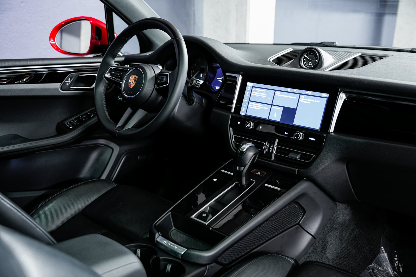Used 2023 Porsche Macan S w/ Premium Package Plus AWD/4WD image 27