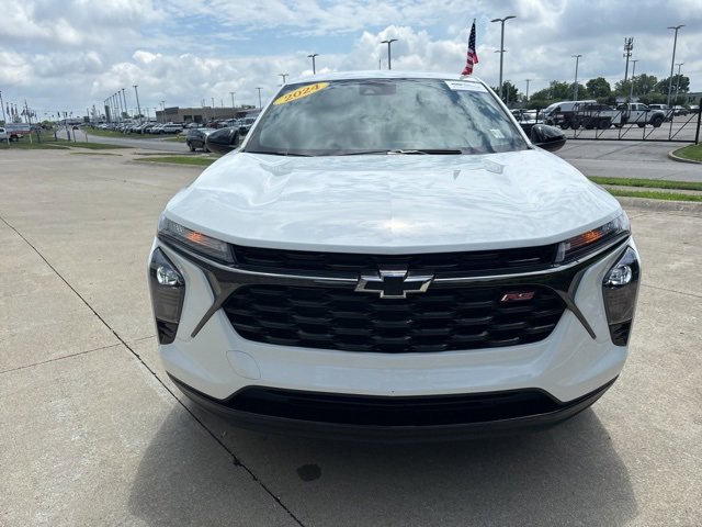 Used 2024 Chevrolet Trax RS image 5