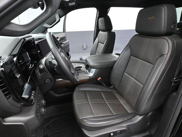 Used 2024 Chevrolet Silverado 1500 High Country w/ High Country Premium Package image 28