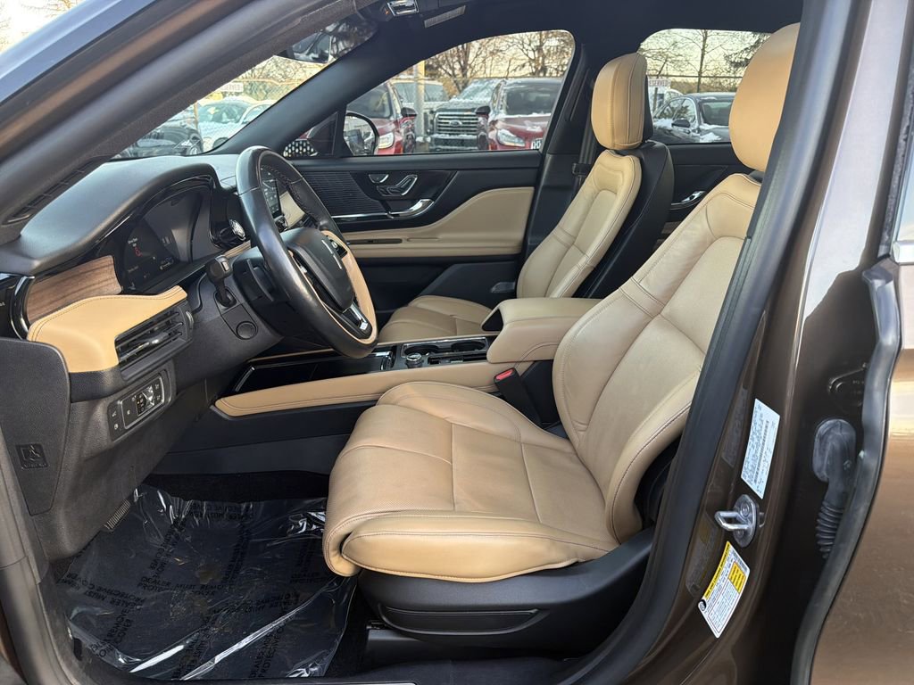 Certified 2022 Lincoln Corsair Grand Touring w/ Elements Technology Bundle image 11