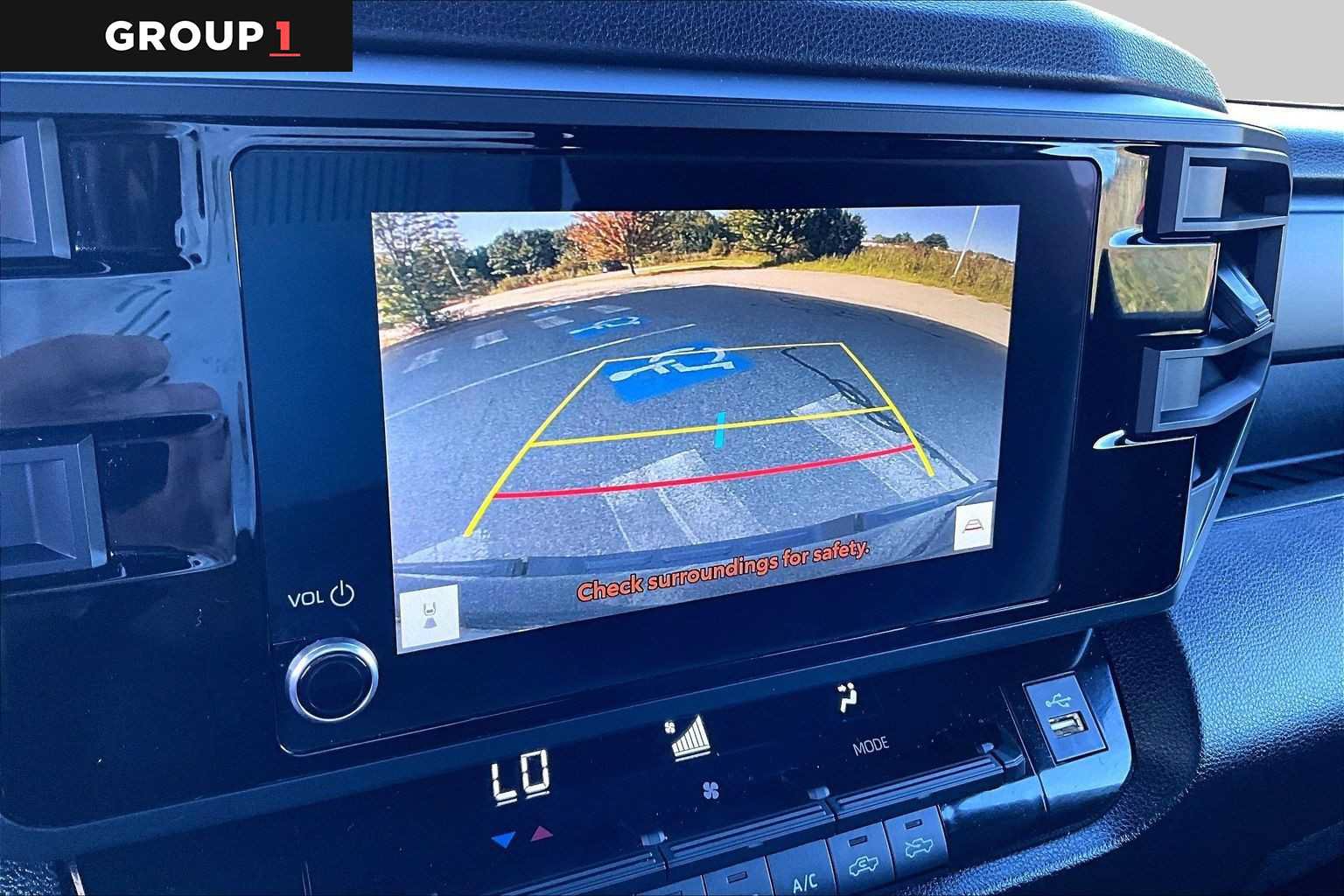 Certified 2025 Toyota Tundra SR AWD/4WD image 29