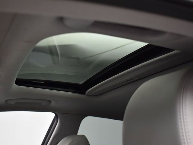 Used 2022 Hyundai Kona Limited image 28