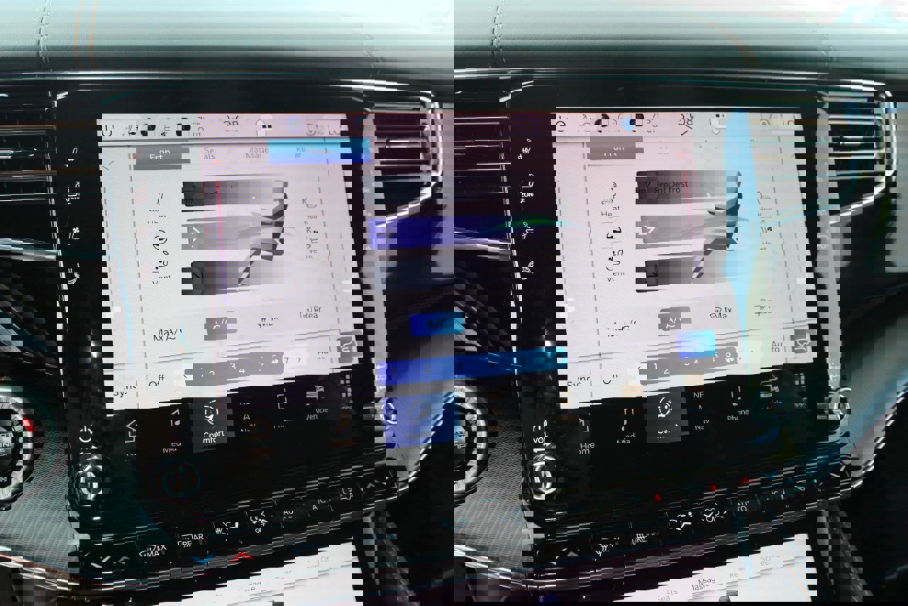 New 2025 Jeep Grand Wagoneer Series III w/ Rear Seat Video Group 1 image 25