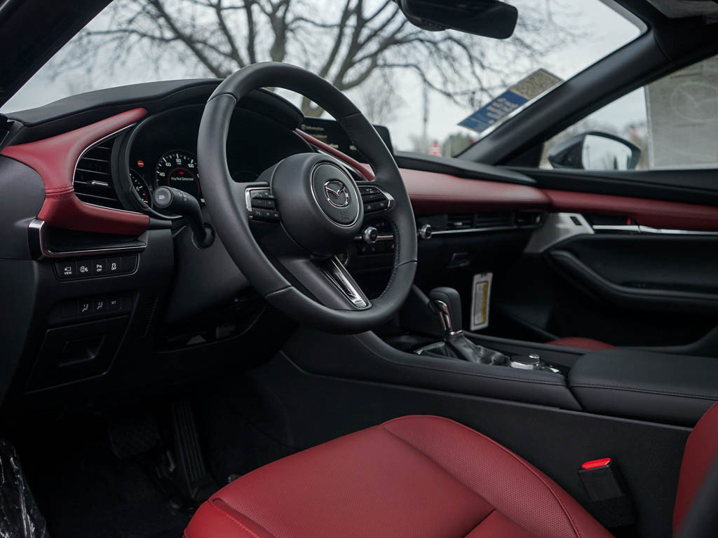 New 2026 MAZDA MAZDA3 Hatchback w/Premium Plus Pkg AWD/4WD image 17