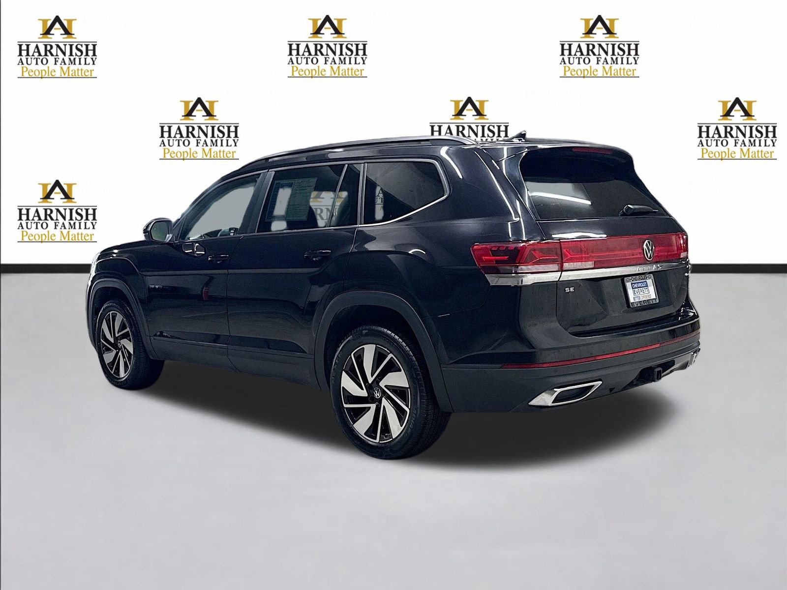 Used 2025 Volkswagen Atlas SE image 7