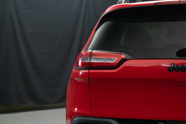 Used 2018 Jeep Cherokee Limited w/ High Altitude Package image 12