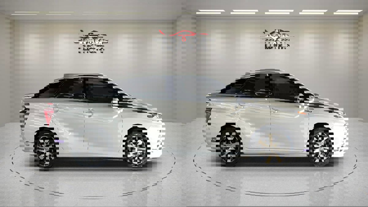 Used 2018 Toyota Mirai image 6