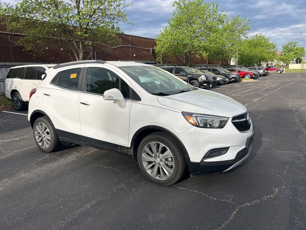 Used 2019 Buick Encore Preferred image 1