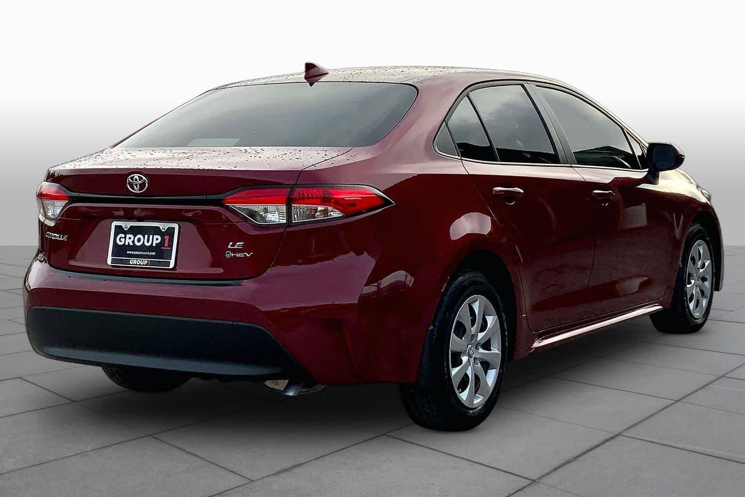 Used 2026 Toyota Corolla LE FWD image 13