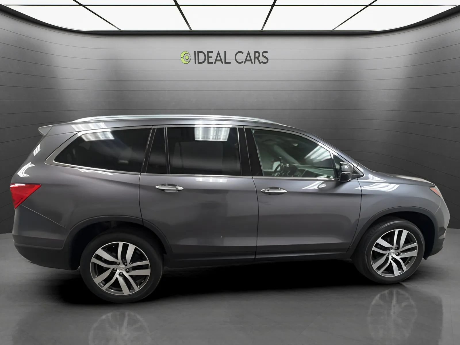 Used 2018 Honda Pilot Elite image 4