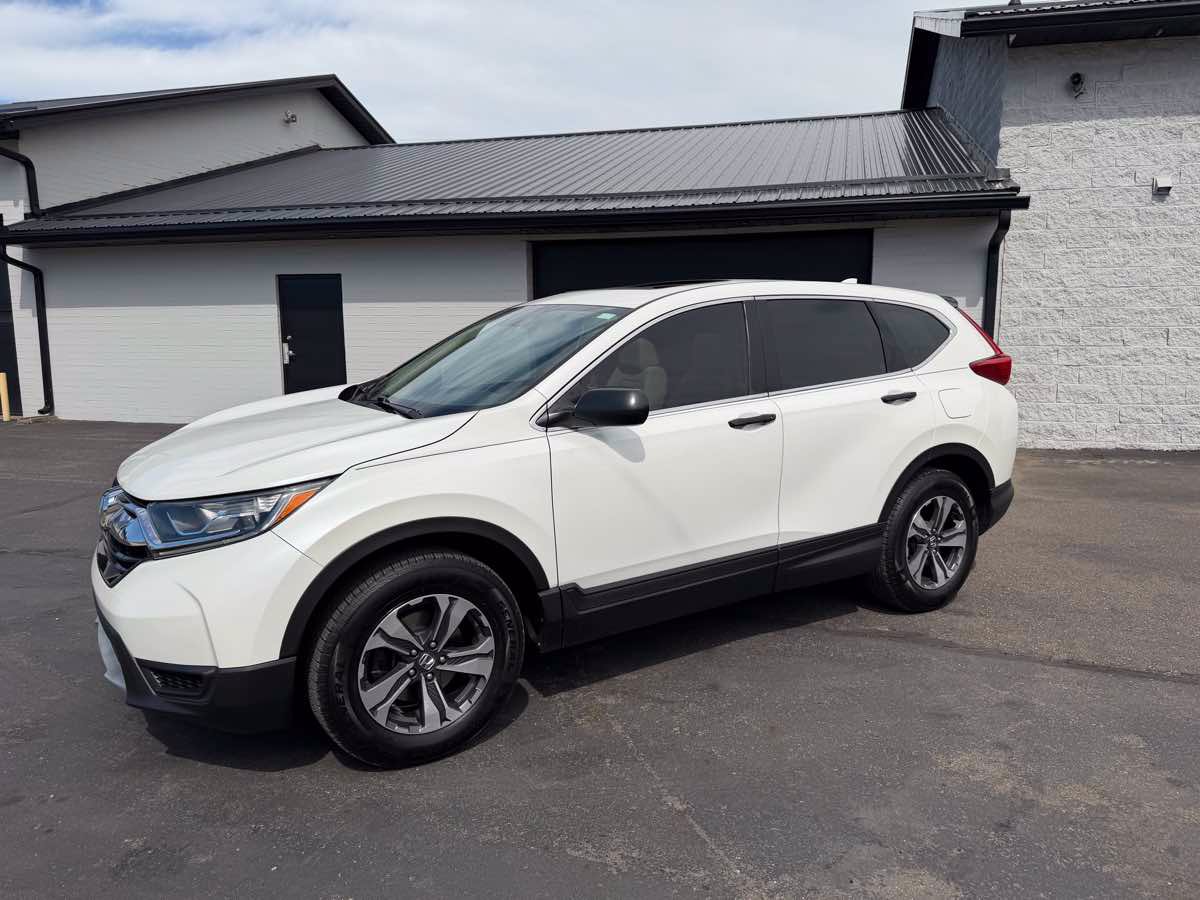 Used 2017 Honda CR-V LX image 2