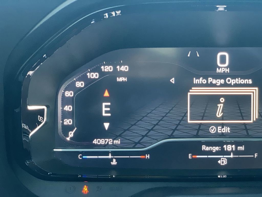 Certified 2023 GMC Yukon Denali w/ Advanced Technology Package image 10