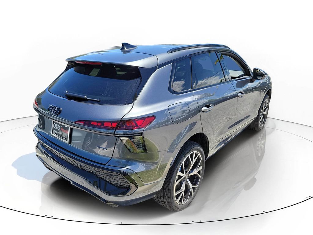 New 2026 Audi Q3 quattro 2.0T image 4